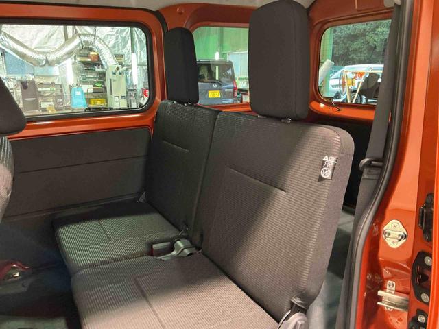 ハイゼットカーゴクルーズナビ　レーンキープアシスト　アイドリングストップ機能　電動格納式ドアミラー　４ＷＤ車　衝突安全ボディ　オートハイビーム　メモリーナビ　バックモニター　リモコンキー　ＡＢＳ（栃木県）の中古車