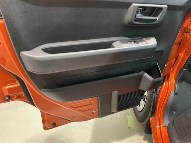 ハイゼットカーゴクルーズナビ　レーンキープアシスト　アイドリングストップ機能　電動格納式ドアミラー　４ＷＤ車　衝突安全ボディ　オートハイビーム　メモリーナビ　バックモニター　リモコンキー　ＡＢＳ（栃木県）の中古車