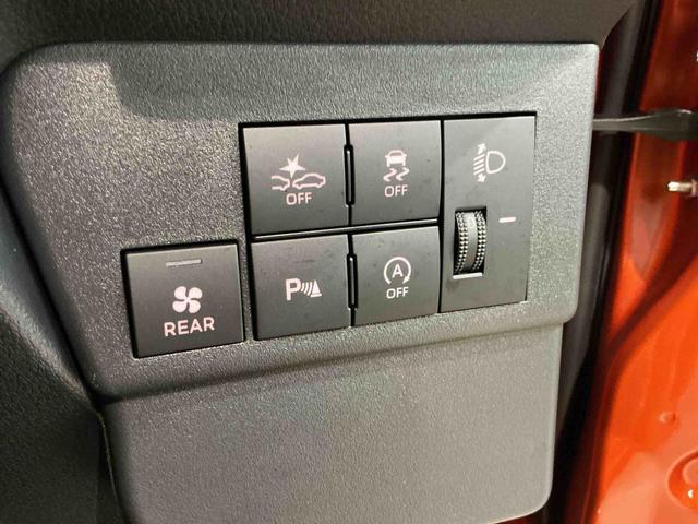 ハイゼットカーゴクルーズナビ　レーンキープアシスト　アイドリングストップ機能　電動格納式ドアミラー　４ＷＤ車　衝突安全ボディ　オートハイビーム　メモリーナビ　バックモニター　リモコンキー　ＡＢＳ（栃木県）の中古車