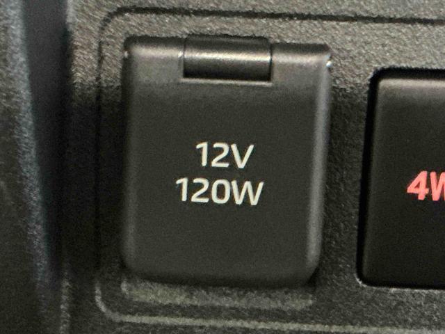 ハイゼットトラックＥＸＴ横滑防止装置　ＬＥＤランプ　助手席エアバッグ　切替式４ＷＤ　衝突回避支援ブレーキ　盗難防止装置　アイドリングストップ機能　キーフリーシステム　運転席エアバッグ　オートライト　スマートキー　雹害あり（栃木県）の中古車