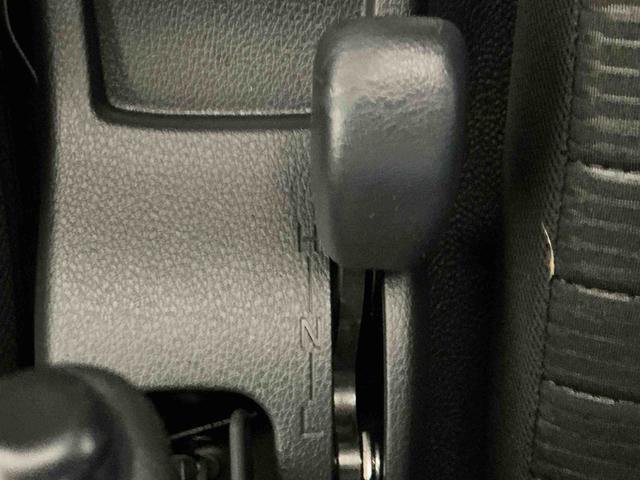 ハイゼットトラックＥＸＴ横滑防止装置　ＬＥＤランプ　助手席エアバッグ　切替式４ＷＤ　衝突回避支援ブレーキ　盗難防止装置　アイドリングストップ機能　キーフリーシステム　運転席エアバッグ　オートライト　スマートキー　雹害あり（栃木県）の中古車