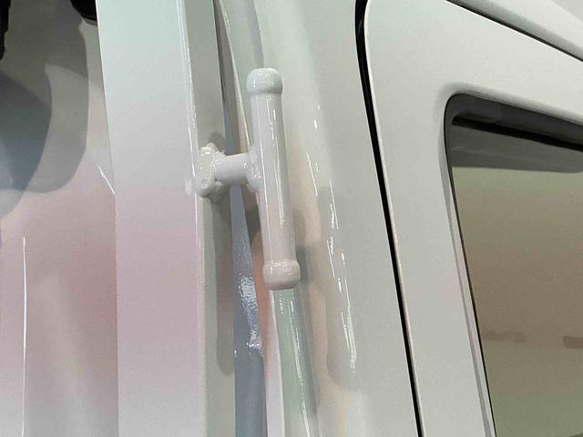 ハイゼットトラックＥＸＴ横滑防止装置　ＬＥＤランプ　助手席エアバッグ　切替式４ＷＤ　衝突回避支援ブレーキ　盗難防止装置　アイドリングストップ機能　キーフリーシステム　運転席エアバッグ　オートライト　スマートキー　雹害あり（栃木県）の中古車