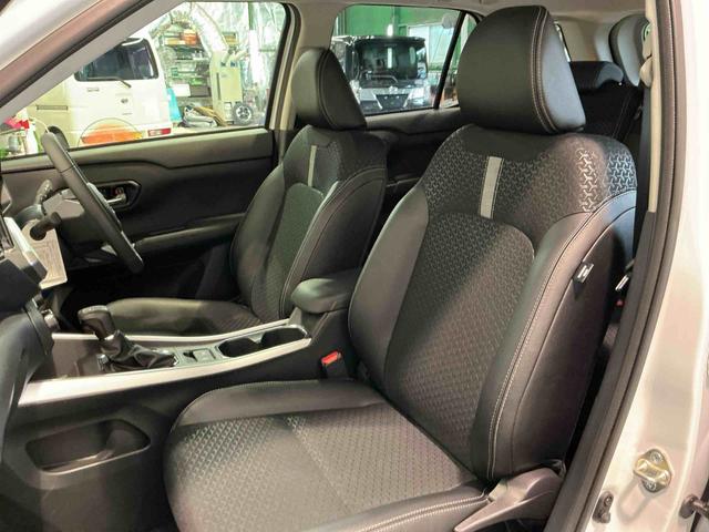 ロッキープレミアムＧ　ＨＥＶキーフリーシステム　純正アルミホイール　リヤフォグランプ　ＬＥＤヘッドライト　ＬＥＤフォグランプ　運転席・助手席シートヒーター　オートエアコン　スマートアシスト　コーナーセンサー　クルーズコントロール（栃木県）の中古車