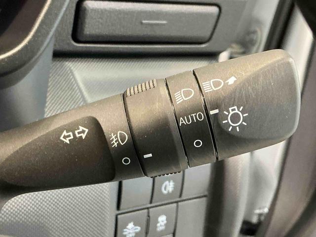 ロッキープレミアムＧ　ＨＥＶキーフリーシステム　純正アルミホイール　リヤフォグランプ　ＬＥＤヘッドライト　ＬＥＤフォグランプ　運転席・助手席シートヒーター　オートエアコン　スマートアシスト　コーナーセンサー　クルーズコントロール（栃木県）の中古車