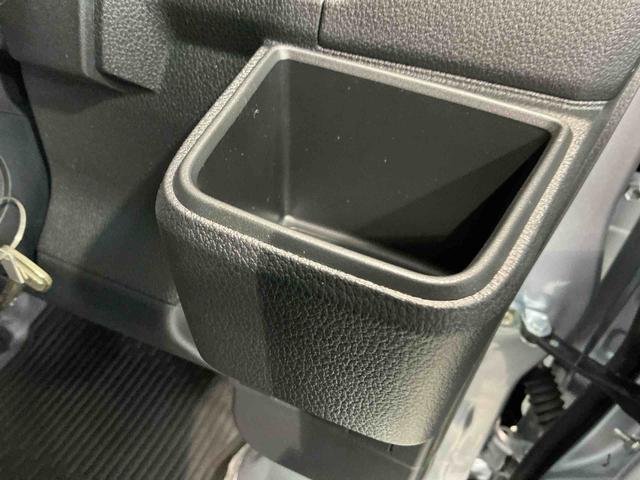 ハイゼットカーゴスペシャルレーンキープアシスト 盗難防止システム スライドドア パーキングセンサー 衝突回避支援システム ESC オートハイビーム 運転席エアバッグ アイドリングストップ 衝突安全ボディ ABS(栃木県)の中古車