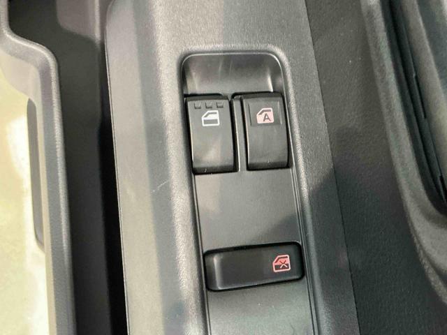 ハイゼットカーゴスペシャルレーンキープアシスト 盗難防止システム スライドドア パーキングセンサー 衝突回避支援システム ESC オートハイビーム 運転席エアバッグ アイドリングストップ 衝突安全ボディ ABS(栃木県)の中古車