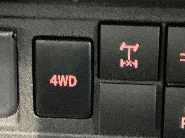 ハイゼットトラックスタンダード 農用スペシャルマニュアルミッション 4WD スマートアシスト 誤発進抑制機能 デフロック機能 ハイロー切り替え LED二大作業灯 オートライト(栃木県)の中古車