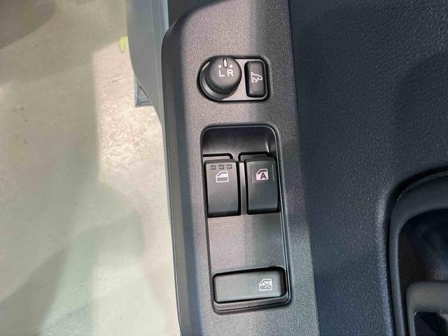ハイゼットトラックスタンダード 農用スペシャル雹害大現状 4WD切り替え CVT デフロック機能 荷台作業灯 キーフリーシステム スマートアシスト 誤発進抑制機能 パワーウィンドウ(栃木県)の中古車