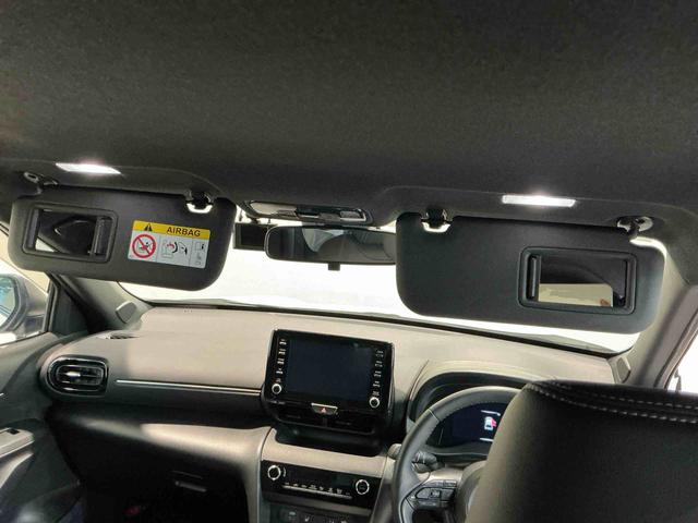 ヤリスクロスハイブリッドＺ電動格納　ＡＵＴＯライト　ＬＫＡ　ヒーター　衝突安全ボディ　ＬＥＤライト　アルミ　横滑り防止装置付き　インテリジェントキー　オートクルーズ　運転席エアバッグ　ＡＢＳ（栃木県）の中古車