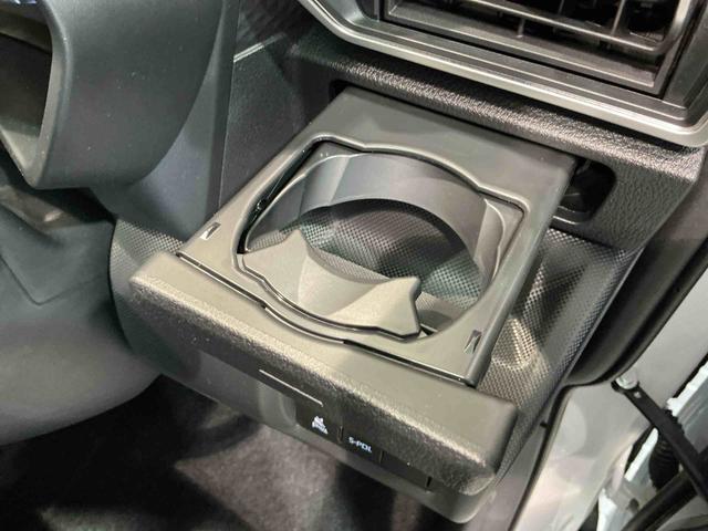 ロッキープレミアムＧ　ＨＥＶ雹害価格　衝突回避支援システム　コーナーセンサ　ＬＥＤヘッドランプ　アルミ　盗難防止　レーンキープ　電動格納式ドアミラー　キーフリー　アイドリングストップ（栃木県）の中古車