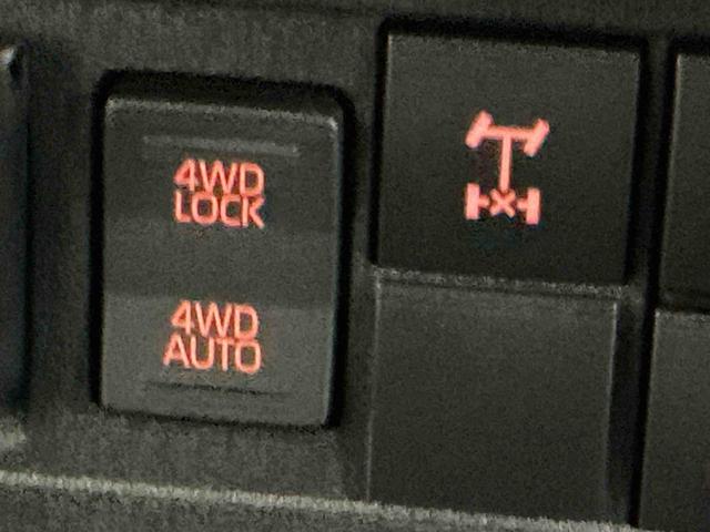 ハイゼットトラックジャンボエクストラ雹害あり　ジャンボエクストラ　電動格納式ドアミラー　ＡＵＴＯライト　スマキー　オートマチックハイビーム　アイドリングＳ　ＬＥＤヘッドライト　切替４ＷＤ　キーフリーシステム（栃木県）の中古車