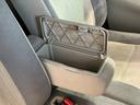 衝突回避ブレーキ　リアカメラ　スマートキープッシュスタート　車線逸脱警報装置　盗難警報装置　アイドルストップ　横滑り防止　ＬＥＤヘッドライト　衝突安全ボディ　フロントベンチシート　キーフリー　ＴＶナビ（栃木県）の中古車