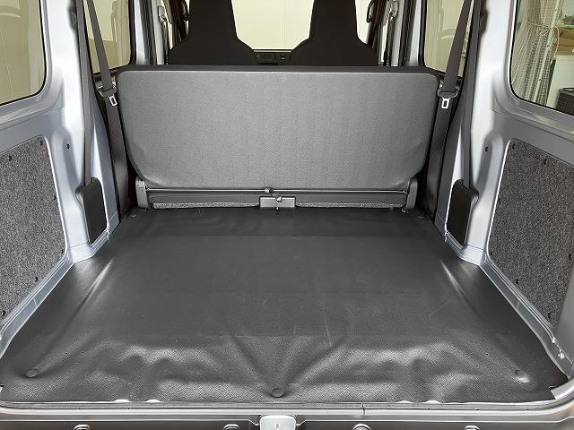 ハイゼットカーゴＤＸサポカーＳワイド適合　ラジオ　エアコン　アクセサリーソケット　コーナーセンサー　アイドリングストップ　光軸調整ダイヤル　横滑り防止機能　誤発進抑制機能　パワーウインドウ　キーレス（神奈川県）の中古車