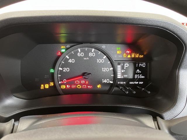 ハイゼットカーゴＤＸサポカーＳワイド適合　ラジオ　エアコン　アクセサリーソケット　コーナーセンサー　アイドリングストップ　光軸調整ダイヤル　横滑り防止機能　誤発進抑制機能　パワーウインドウ　キーレス（神奈川県）の中古車