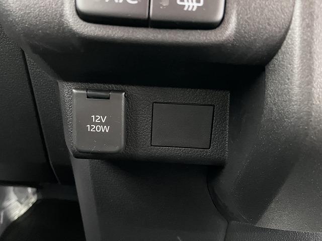 ハイゼットカーゴＤＸサポカーＳワイド適合　ラジオ　エアコン　アクセサリーソケット　コーナーセンサー　アイドリングストップ　光軸調整ダイヤル　横滑り防止機能　誤発進抑制機能　パワーウインドウ　キーレス（神奈川県）の中古車