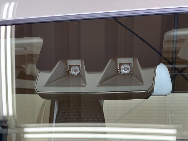 ハイゼットカーゴＤＸサポカーＳワイド適合　ラジオ　エアコン　アクセサリーソケット　コーナーセンサー　アイドリングストップ　光軸調整ダイヤル　横滑り防止機能　誤発進抑制機能　パワーウインドウ　キーレス（神奈川県）の中古車