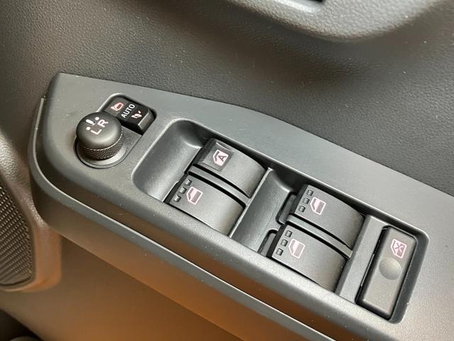 ウェイクL SAIIスマアシ Bカメラ 両側オートスライドドア ステアリングスイッチ オートエアコン アイドリングストップ USB接続端子 光軸調整ダイヤル 横滑り防止機能 誤発進抑制機能 電動格納ミラー キーフリー(神奈川県)の中古車