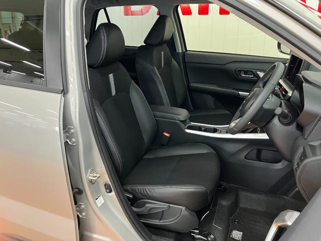 ロッキープレミアムG HEVサポカーSワイド適合 ハイブリッド車 電動パーキングブレーキ パノラマモニター対応 USB接続端子 ステアリングスイッチ 全車速追従機能付ACC シートヒーター S−ペダル コーナーセンサー(神奈川県)の中古車