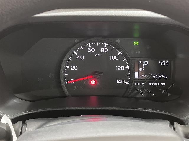 ハイゼットカーゴＤＸサポカーＳワイド適合　エアコン　アクセサリーソケット　コーナーセンサー　アイドリングストップ　光軸調整ダイヤル　横滑り防止機能　誤発進抑制機能　パワーウインドウ　キーレス（神奈川県）の中古車