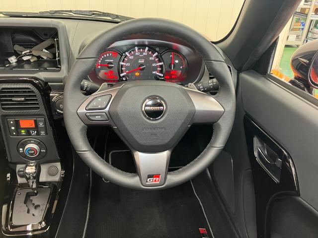 コペンＧＲ　スポーツオープンカー　二人乗　アクティブトップ　ＭＯＭＯ製ステアリングホイール　レカロ製スポーツシート　ＢＢＳ製アルミホイール　アイドリングストップ　ＥＴＣ　シートヒーター　Ｐスタートステアリングスイッチ（神奈川県）の中古車