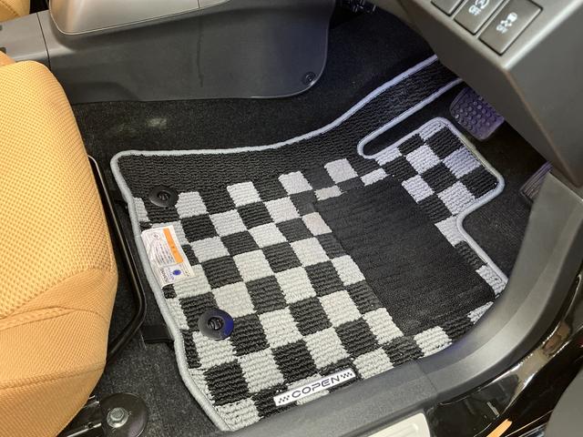 コペンセロオープンカー　二人乗　アクティブトップ　スポーツシート　ドラレコ　ステアリングスイッチ　ナビ　ＵＳＢ接続端子　Ｐスタート　シートヒーター　パワーウインドウ　ＥＴＣ　アイドリングストップ（神奈川県）の中古車