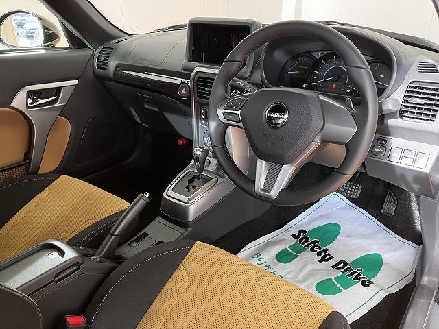 コペンローブ　Ｓ　届け出済み未使用車　オープンカーオープンカー　二人乗　アクティブトップ　ステアリングスイッチ　ビルシュタイン製ショックアブソーバー　レカロ製スポーツシート　ＭＯＭＯ製ステアリングホイール　パドルシフト　コーナーセンサー　キーフリー（神奈川県）の中古車