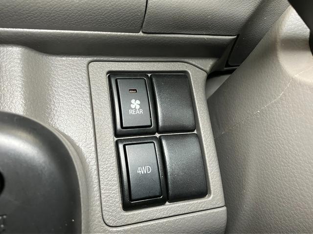 NV100クリッパーバンGX4WD 衝突被害軽減ブレーキシステム スライドドア オーディオ エアコン リヤファン レーンアシスト コーナーセンサー 電動格納ミラー パワーウインドウ キーレス(神奈川県)の中古車