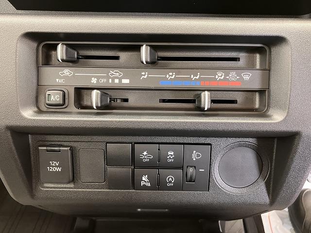 ハイゼットトラックスタンダードサポカーＳワイド適合　三方開　ゴムマット　ラジオ　エアコン　光軸調整ダイヤル　コーナーセンサー　アイドリングストップ　横滑り防止機能　誤発進抑制機能　アクセサリーソケット（神奈川県）の中古車