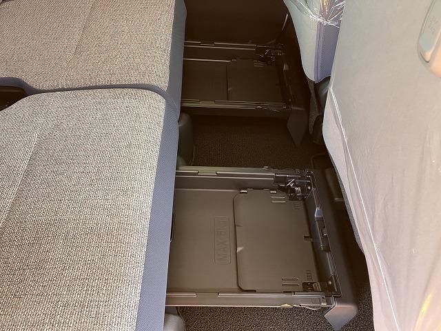 ムーヴキャンバスストライプスＧサポカーＳワイド適合　パノラマモニター対応　ＵＳＢ接続端子　電動パーキングブレーキ　シートヒーター　両側オートスライドドア　Ｐスタート　置きラクボックス　ホッとカップホルダー　キーフリー（神奈川県）の中古車