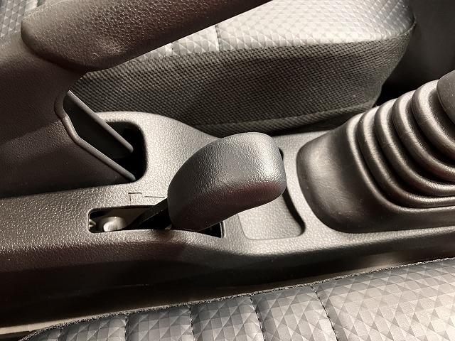 ハイゼットトラック多目的ダンプ　（ＰＴＯ式）　４ＷＤ４ＷＤ　５段マニュアルシフトレバー　三方開　ＰＴＯ式　ラジオ　エアコン　アイドリングストップ　コーナーセンサー　横滑り防止機能　誤発進抑制機能　荷台作業灯（神奈川県）の中古車