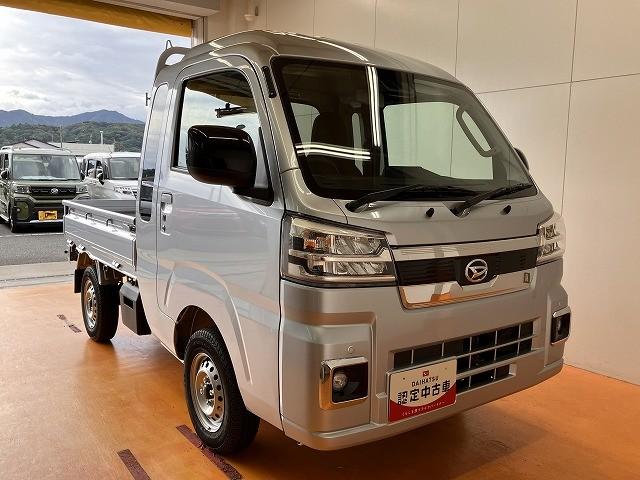 ハイゼットトラックジャンボエクストラサポカーＳワイド適合　三方開　エアコン　コーナーセンサー　アイドリングストップ　荷台照明　誤発進抑制機能　横滑り防止機能　光軸調整ダイヤル　センターデフロック　電動格納ミラー　パワーウィンドウ（神奈川県）の中古車