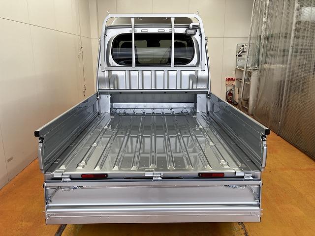ハイゼットトラックジャンボエクストラ　４ＷＤ４ＷＤ　サポカーＳワイド適合　三方開　ＣＶＴ　エアコン　Ｐスタート　アクセサリーソケット　アイドリングストップ　コーナーセンサー　荷台作業灯　電動格納ミラー　キーフリー（神奈川県）の中古車