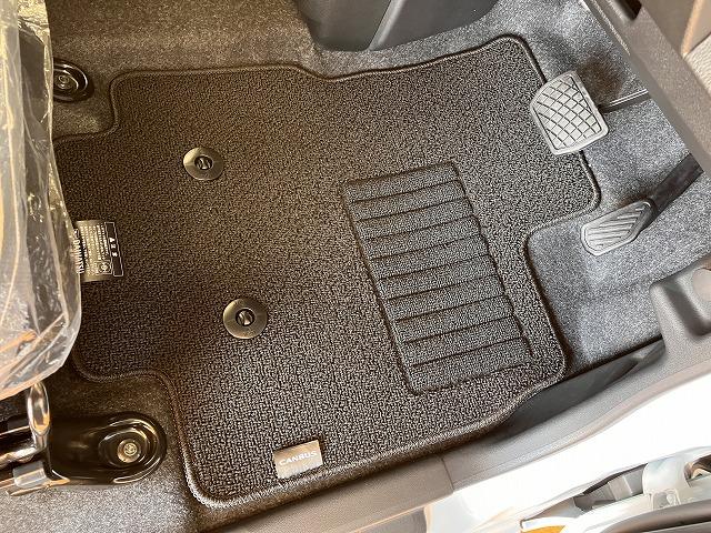 ムーヴキャンバスストライプスＧサポカーＳワイド適合　パノラマモニター対応　ＵＳＢ接続端子　電動パーキングブレーキ　シートヒーター　両側オートスライドドア　Ｐスタート　ホッとカップホルダー　置きラクボックス　キーフリー（神奈川県）の中古車