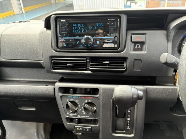 ハイゼットカーゴＤＸサポカーＳワイド適合　ブルートゥースチューナー　エアコン　アクセサリーソケット　コーナーセンサー　アイドリングストップ　光軸調整ダイヤル　横滑り防止機能　誤発進抑制機能　パワーウインドウ　キーレス（神奈川県）の中古車