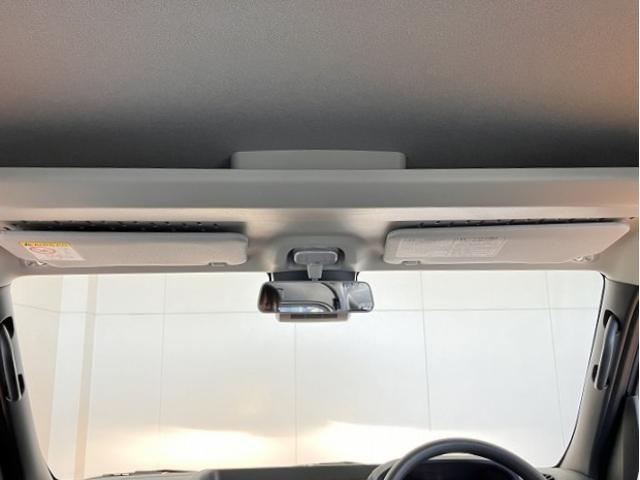 ハイゼットカーゴＤＸサポカーＳワイド適合　ラジオ　エアコン　アクセサリーソケット　コーナーセンサー　アイドリングストップ　光軸調整ダイヤル　横滑り防止機能　誤発進抑制機能　パワーウインドウ　キーレス（神奈川県）の中古車