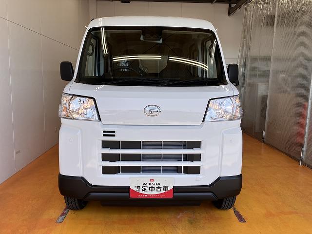 ハイゼットカーゴＤＸサポカーＳワイド適合　ラジオ　エアコン　アクセサリーソケット　コーナーセンサー　アイドリングストップ　光軸調整ダイヤル　横滑り防止機能　誤発進抑制機能　パワーウインドウ　キーレス（神奈川県）の中古車
