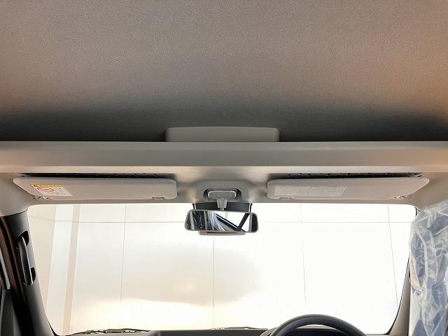 ハイゼットカーゴＤＸサポカーＳワイド適合　ラジオ　エアコン　アクセサリーソケット　コーナーセンサー　アイドリングストップ　光軸調整ダイヤル　横滑り防止機能　誤発進抑制機能　パワーウインドウ　キーレス（神奈川県）の中古車