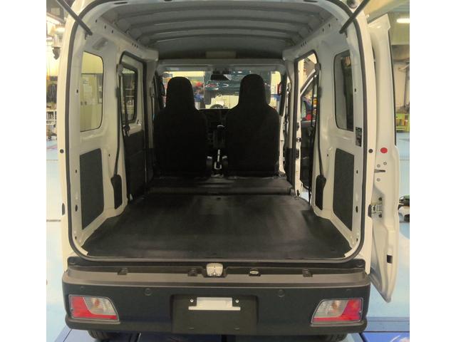 ハイゼットカーゴＤＸサポカーＳワイド適合　Ｂｌｕｅｔｏｏｔｈオーディオ　エアコン　アクセサリーソケット　コーナーセンサー　アイドリングストップ　光軸調整ダイヤル　横滑り防止機能　誤発進抑制機能　パワーウインドウ　キーレス（神奈川県）の中古車