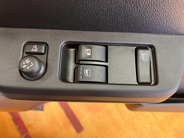 ハイゼットトラックジャンボエクストラ 4WD 三方開 CVT 電動格納ミラー4WD サポカーSワイド適合 三方開 CVT エアコン Pスタート アクセサリーソケット アイドリングストップ コーナーセンサー 荷台作業灯 電動格納ミラー キーフリー(神奈川県)の中古車