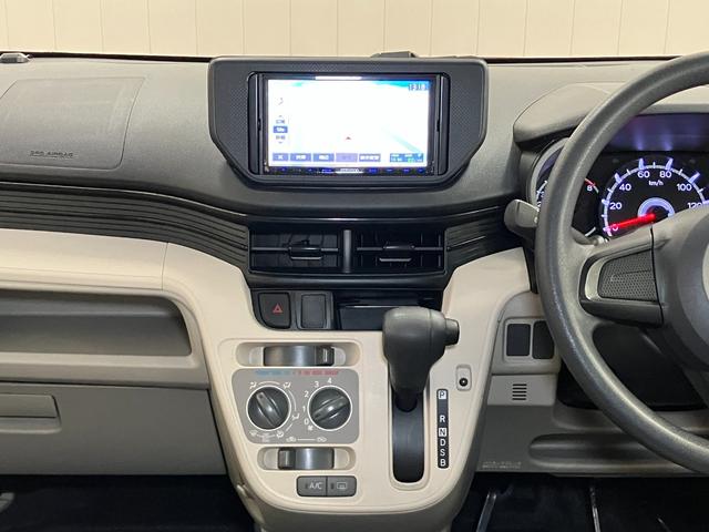 ムーヴＬＳＡII　フロントシートリフト福祉車両　スマアシ　助手席電動回転シート　エアコン　エコアイドル　横滑り防止機能　誤発進抑制機能　光軸調整ダイヤル　ＥＴＣ　電動格納ミラー　パワーウインドウ　キーレス（神奈川県）の中古車