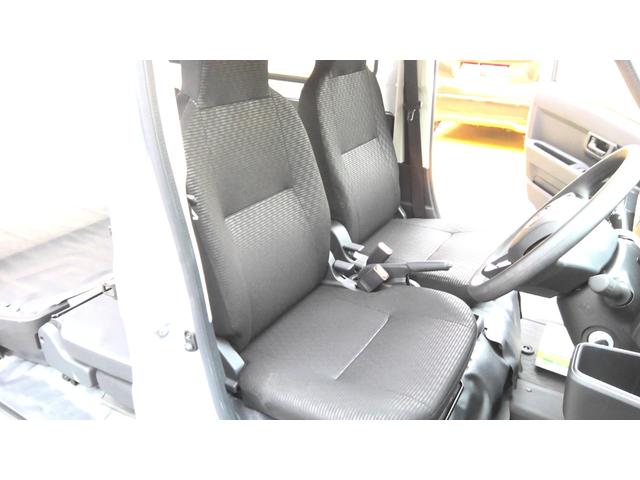 ハイゼットカーゴＤＸサポカーＳワイド適合　オーディオ　エアコン　アクセサリーソケット　コーナーセンサー　アイドリングストップ　光軸調整ダイヤル　横滑り防止機能　誤発進抑制機能　パワーウインドウ　キーレス（神奈川県）の中古車
