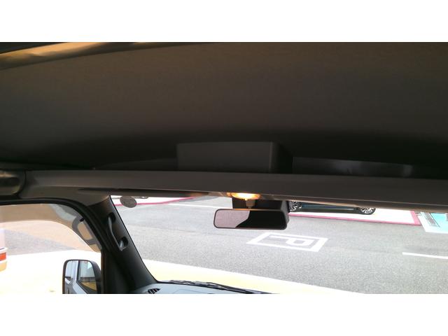 ハイゼットカーゴＤＸサポカーＳワイド適合　オーディオ　エアコン　アクセサリーソケット　コーナーセンサー　アイドリングストップ　光軸調整ダイヤル　横滑り防止機能　誤発進抑制機能　パワーウインドウ　キーレス（神奈川県）の中古車