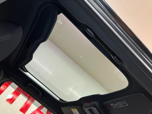 タフトGターボ ダーククロムベンチャーサポカーSワイド適合 ドラレコ スカイフィールトップ パノラマモニター対応 電動パーキングブレーキ 全車速追従機能付ACC ステアリングスイッチ シートヒーター USB接続端子 コーナーセンサー(神奈川県)の中古車