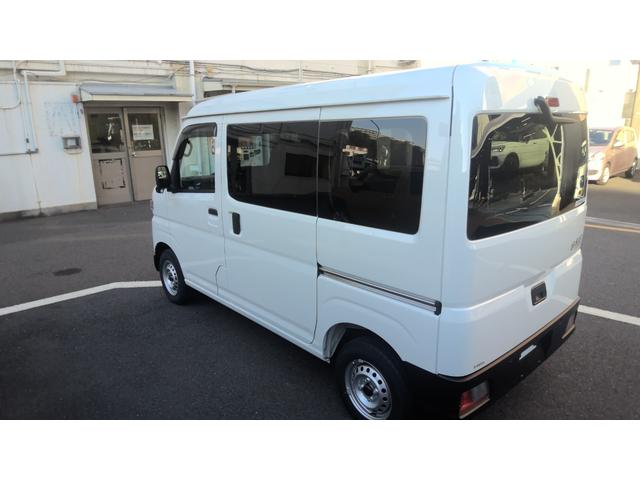 ハイゼットカーゴＤＸサポカーＳワイド適合　エアコン　コーナーセンサー　光軸調整ダイヤル　オートハイビーム　アイドリングストップ　横滑り防止機能　誤発進抑制機能　パワーウインドウ　キーレス（神奈川県）の中古車