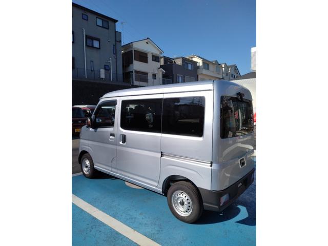 ハイゼットカーゴDXサポカーSワイド適合 ラジオ エアコン アクセサリーソケット コーナーセンサー アイドリングストップ 光軸調整ダイヤル 横滑り防止機能 誤発進抑制機能 パワーウインドウ キーレス(神奈川県)の中古車
