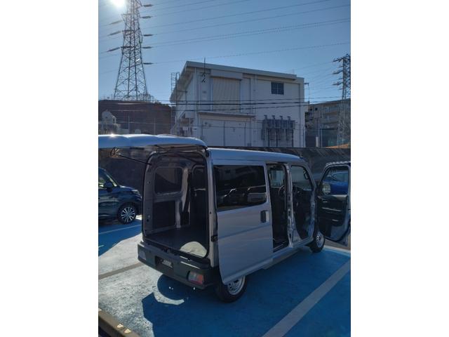 ハイゼットカーゴDXサポカーSワイド適合 ラジオ エアコン アクセサリーソケット コーナーセンサー アイドリングストップ 光軸調整ダイヤル 横滑り防止機能 誤発進抑制機能 パワーウインドウ キーレス(神奈川県)の中古車
