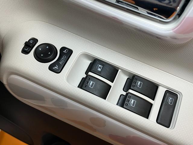 ムーヴキャンバスストライプスＧサポカーＳワイド適合　インパネミッキー仕様　ドラレコ　パノラマモニター対応　ホッとカップホルダー　ＵＳＢ接続端子　電動パーキングブレーキ　シートヒーター　両側オートスライドドア　ＥＴＣ　キーフリー（神奈川県）の中古車