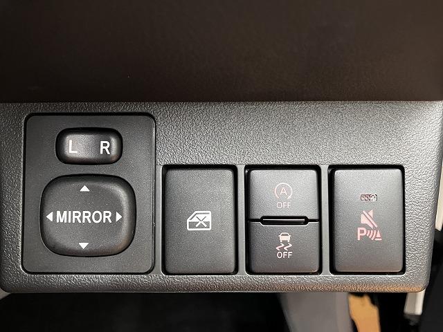 コペンローブ　Ｓ　届け出済み未使用車　オープンカーオープンカー　二人乗　アクティブトップ　ステアリングスイッチ　ビルシュタイン製ショックアブソーバー　レカロ製スポーツシート　ＭＯＭＯ製ステアリングホイール　パドルシフト　コーナーセンサー　キーフリー（神奈川県）の中古車