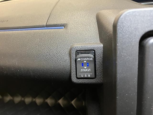 タントスローパーカスタムＲＳ福祉車両　車いす乗車　電動ウインチ　サポカーＳワイド適合　ドラレコ　ミラクルオープンドア　両側オートスライドドア　ステアリングスイッチ　全車速追従機能付ＡＣＣ　ＵＳＢ接続端子　シートヒーター　ＥＴＣ（神奈川県）の中古車