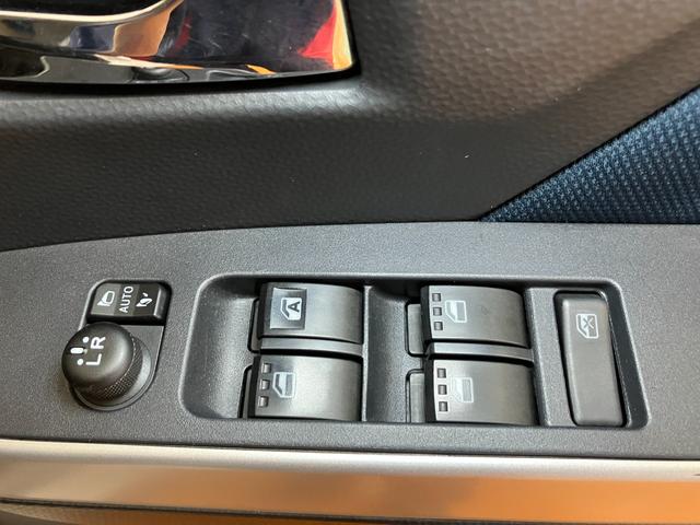 トールカスタムG ターボ ナビ ドラレコ 後席モニターサポカーSワイド適合 両側オートスライドドア ナビ ドラレコ ステアリングスイッチ 全車速追従機能付ACC 電動パーキングブレーキ 後席モニター USB接続端子 Pスタート コーナーセンサー(神奈川県)の中古車